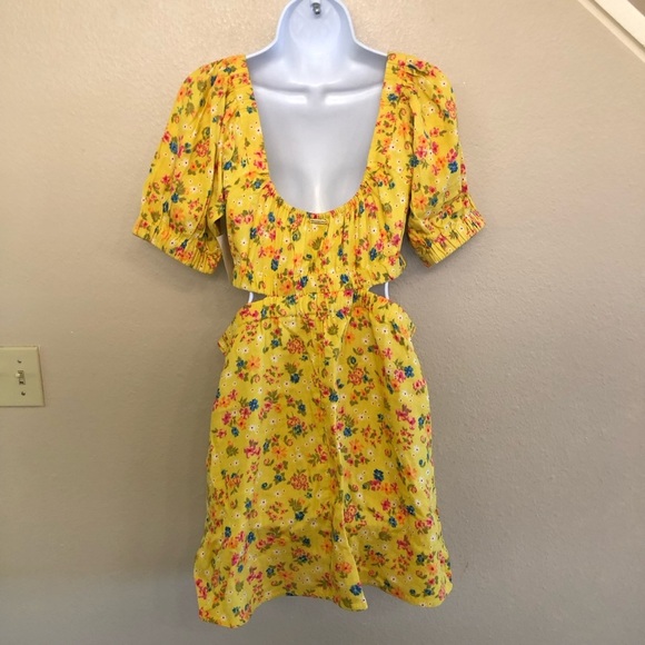BILLABONG
Dare To Bare Floral Cut Out Mini Dress Size L - Picture 5 of 12
